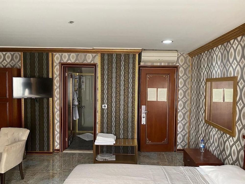 Grand Merin Airport Hotel Istanbul Exterior photo